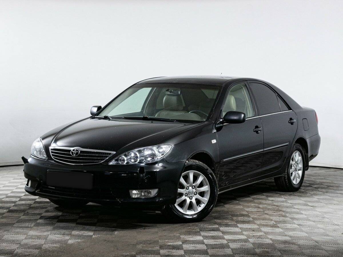 Toyota Camry с пробегом — 2005 год. Фото: #0