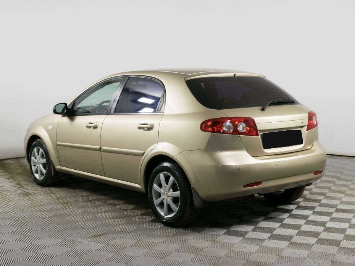 Chevrolet Lacetti с пробегом — 2009 год. Фото: #6