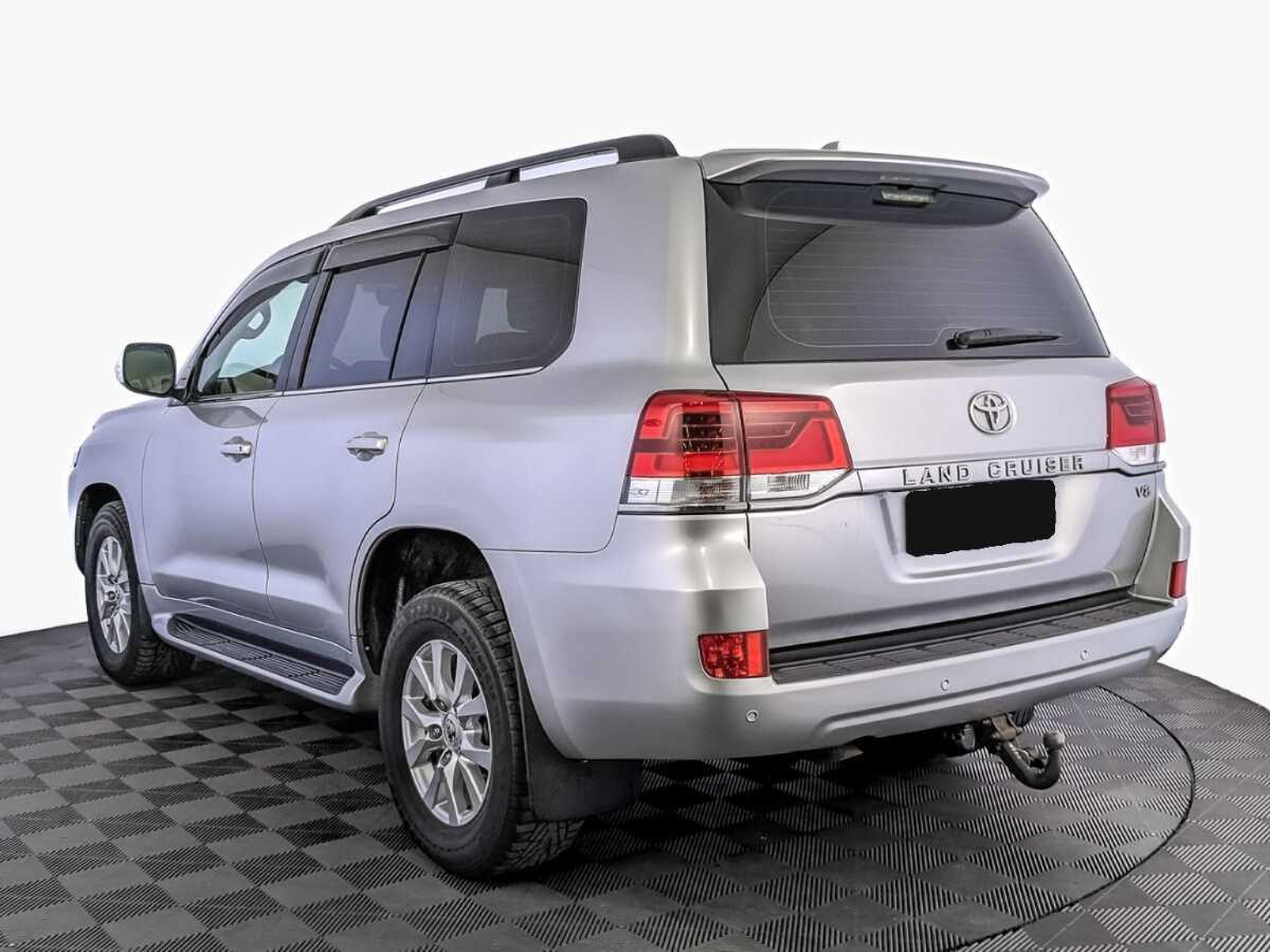 Toyota Land Cruiser с пробегом — 2018 год. Фото: #6