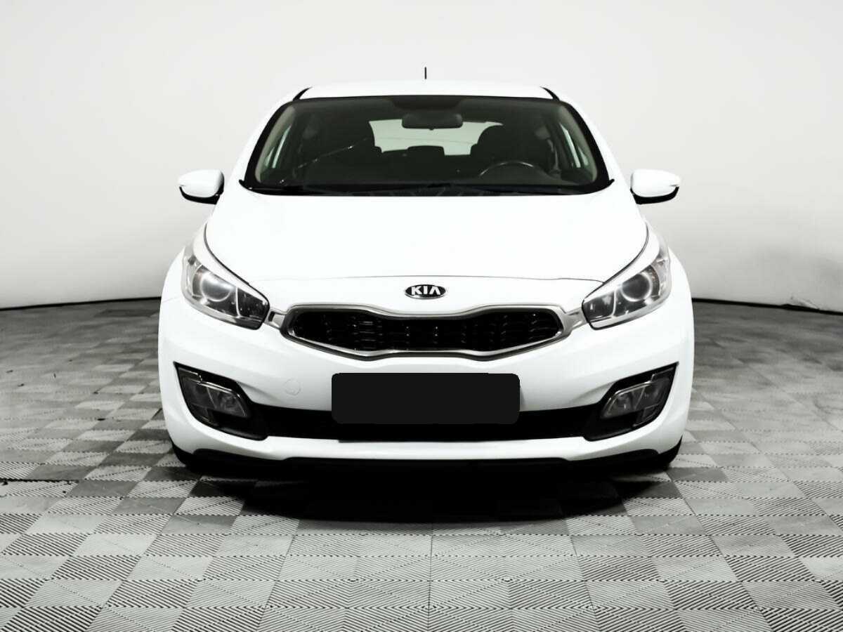 Kia Ceed с пробегом — 2013 год. Фото: #1