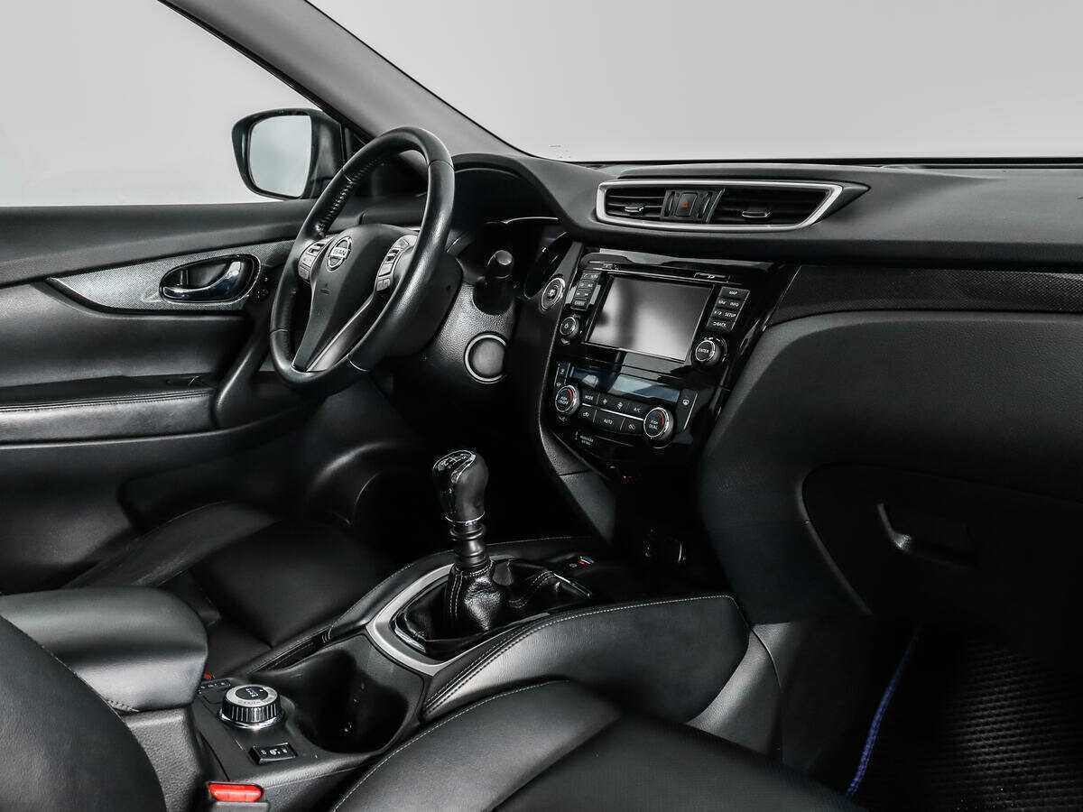 Nissan X-Trail с пробегом — 2015 год. Фото: #11
