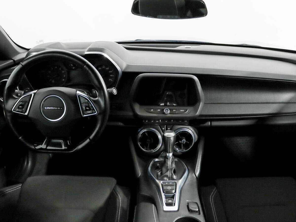 Chevrolet Camaro с пробегом — 2016 год. Фото: #10