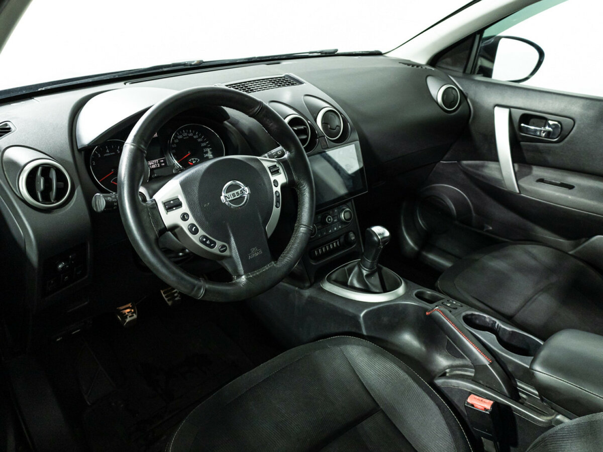 Nissan Qashqai с пробегом — 2010 год. Фото: #8