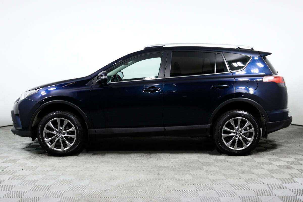 Toyota RAV4 с пробегом — 2019 год. Фото: #7