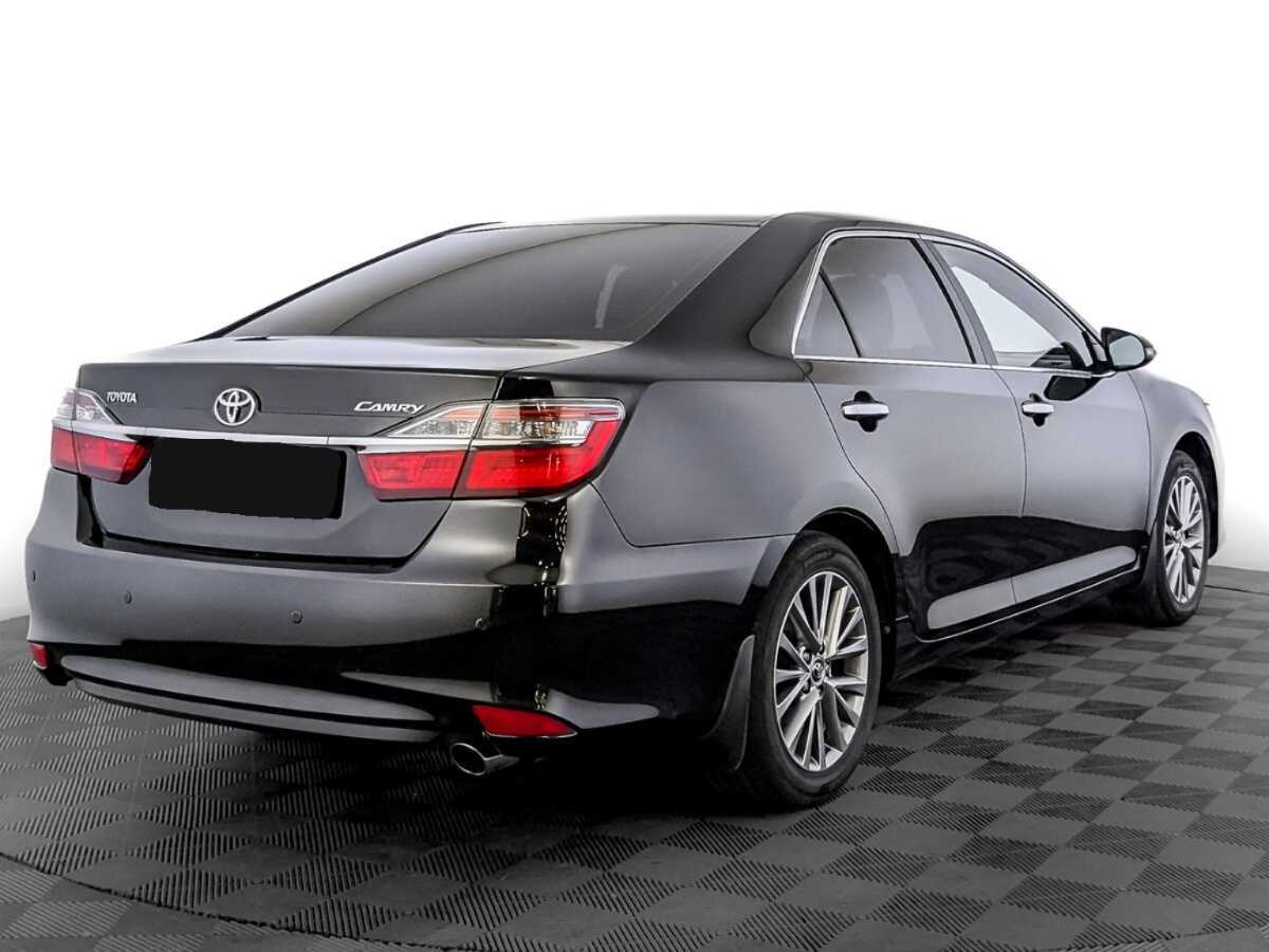 Toyota Camry с пробегом — 2016 год. Фото: #4