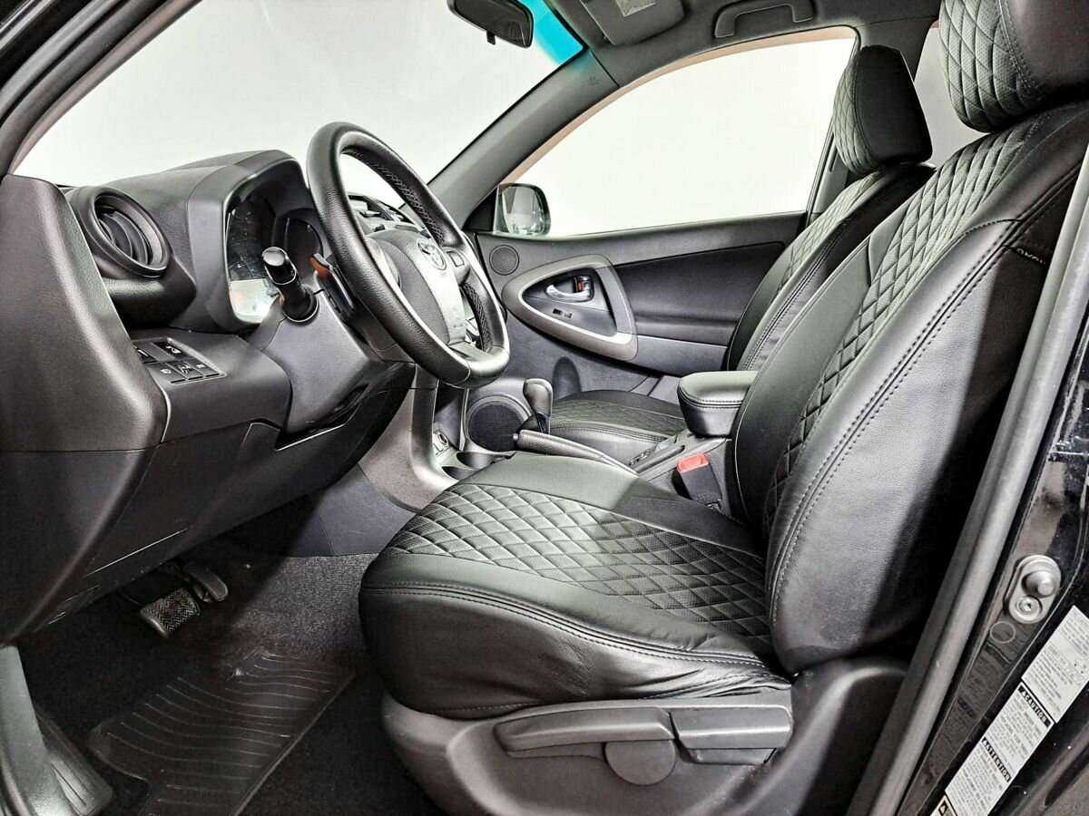 Toyota RAV4 с пробегом — 2012 год. Фото: #15