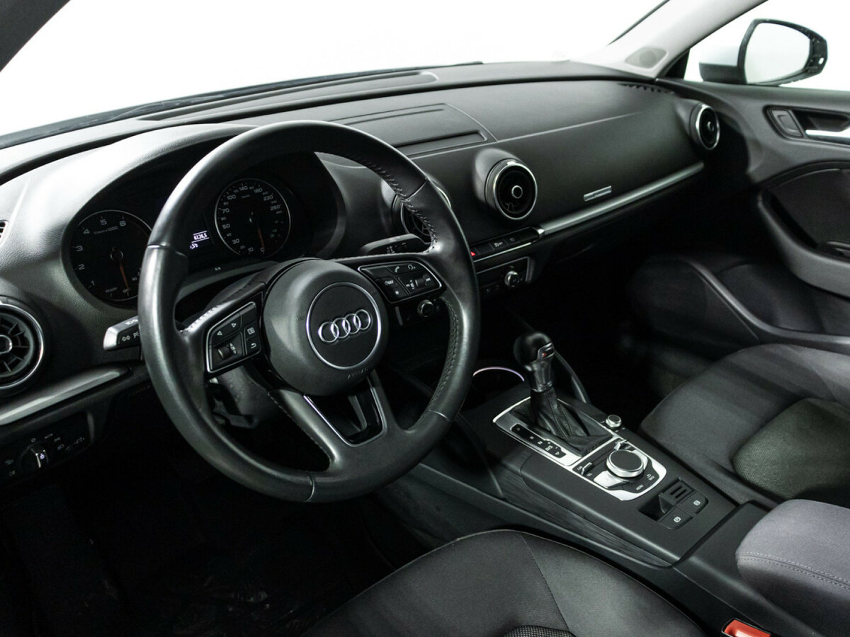 Audi A3 с пробегом — 2019 год. Фото: #10