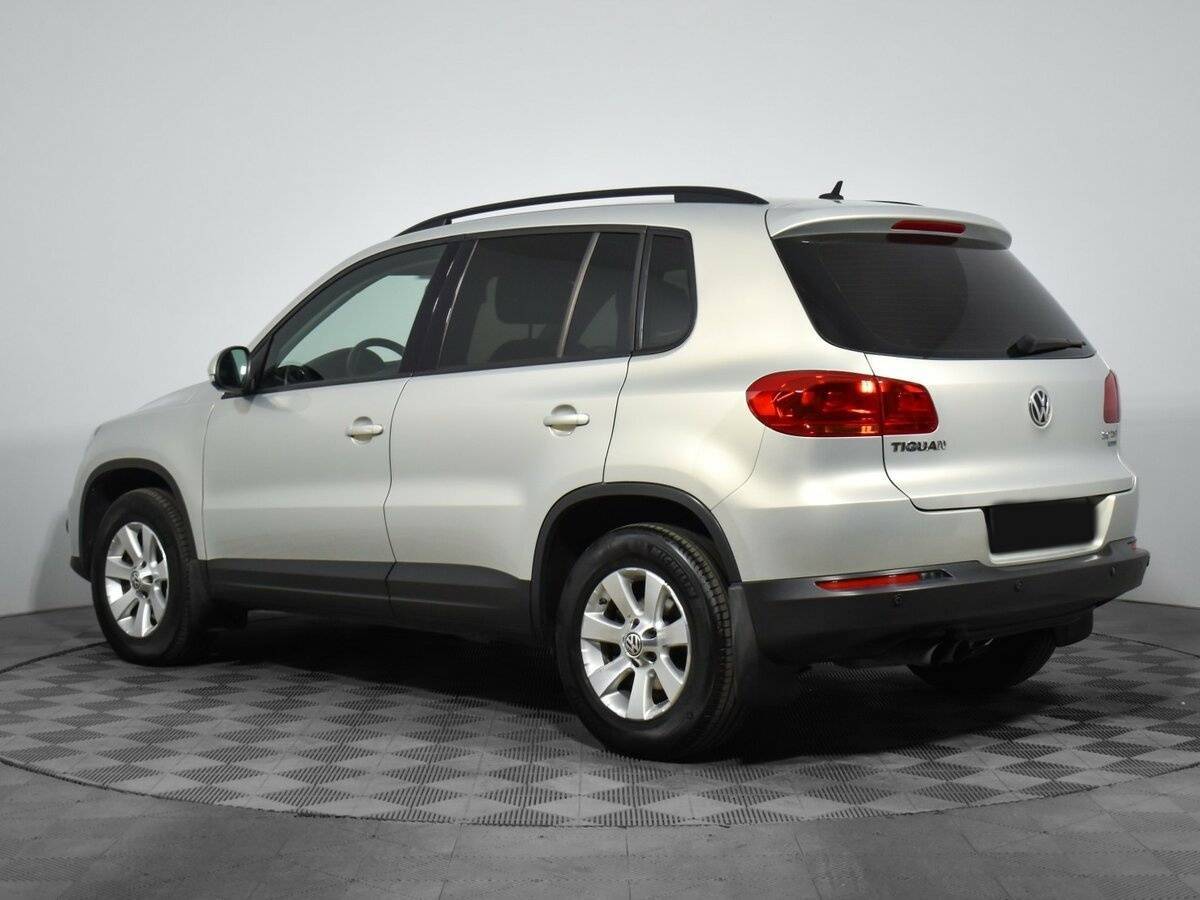 Volkswagen Tiguan с пробегом — 2013 год. Фото: #6