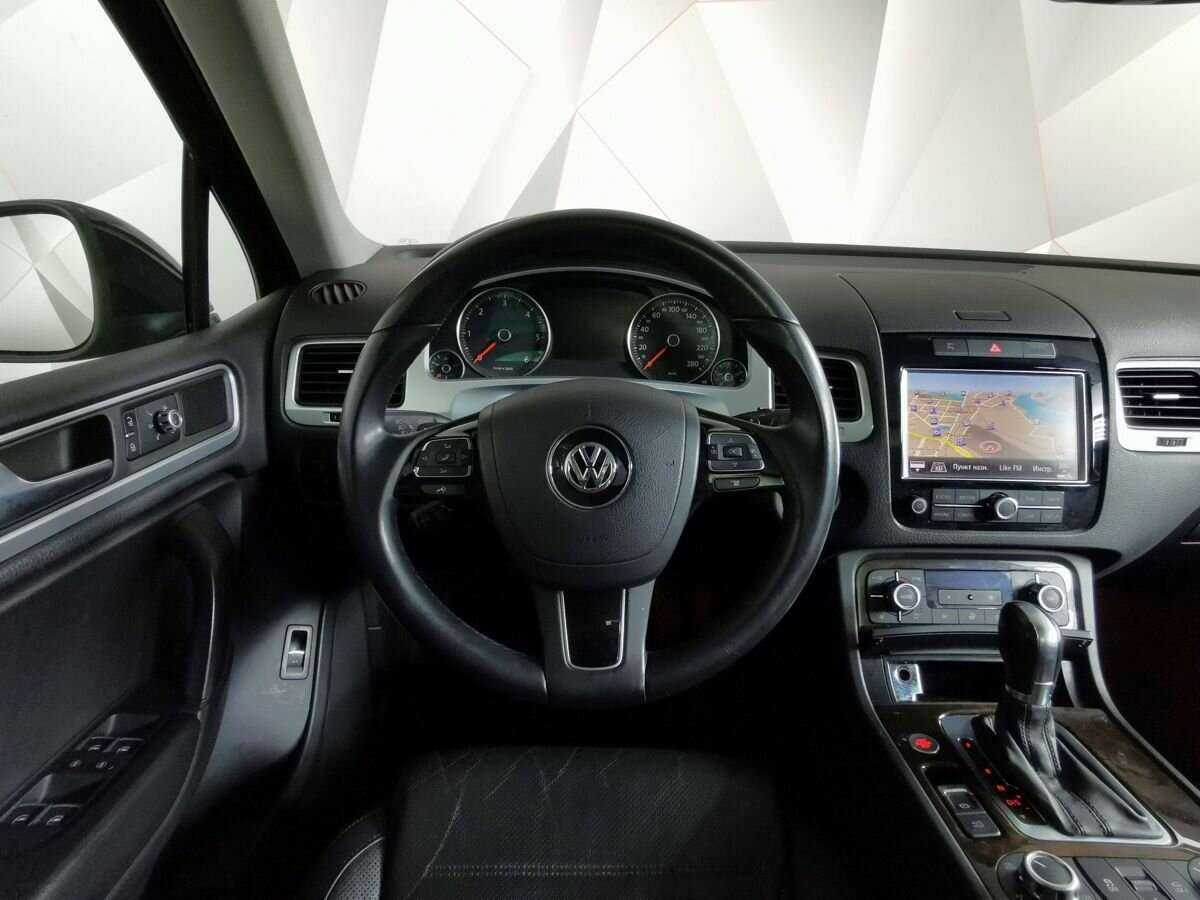 Volkswagen Touareg с пробегом — 2012 год. Фото: #14