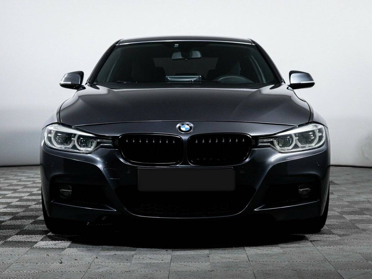 BMW 3 серии с пробегом — 2017 год. Фото: #1
