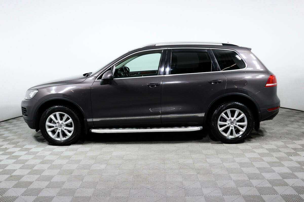 Volkswagen Touareg с пробегом — 2011 год. Фото: #7