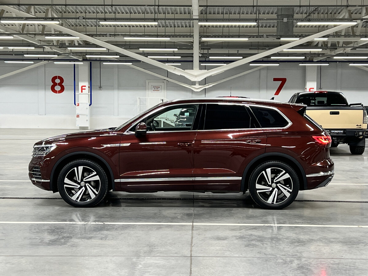 Volkswagen Touareg с пробегом — 2020 год. Фото: #7