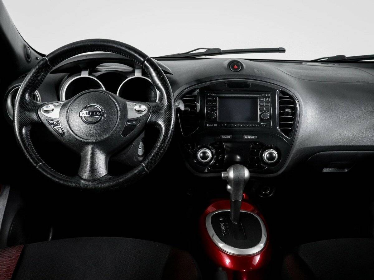 Nissan Juke с пробегом — 2012 год. Фото: #11