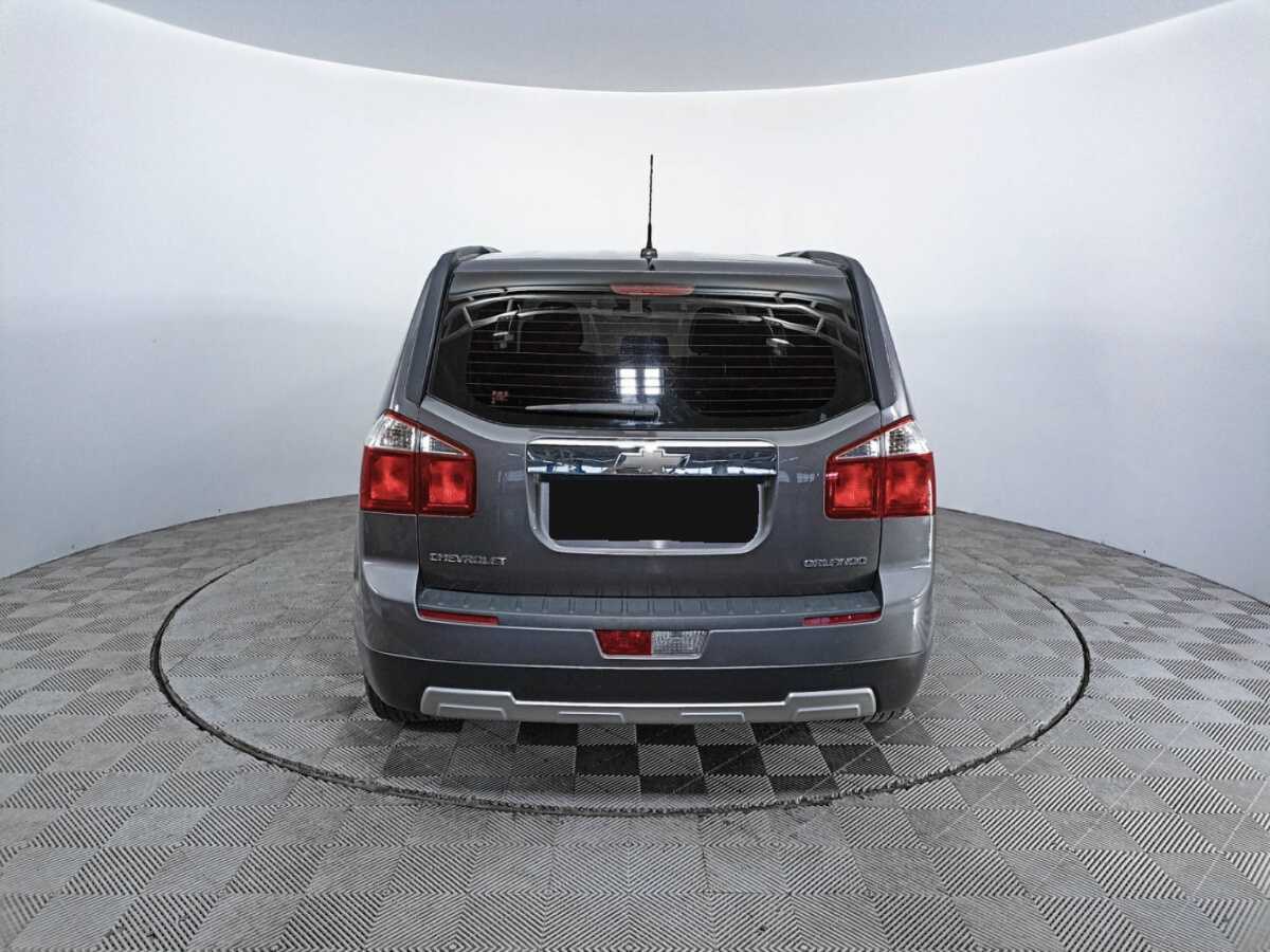 Chevrolet Orlando с пробегом — 2013 год. Фото: #5