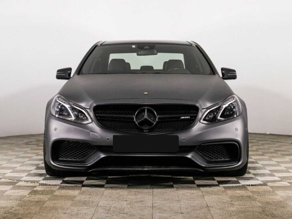 Mercedes-Benz E-Класс AMG с пробегом — 2014 год. Фото: #1