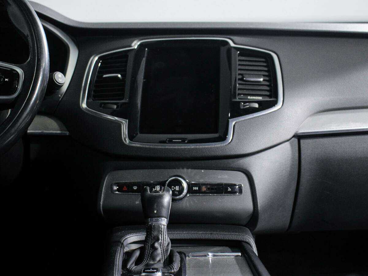 Volvo XC90 с пробегом — 2015 год. Фото: #10