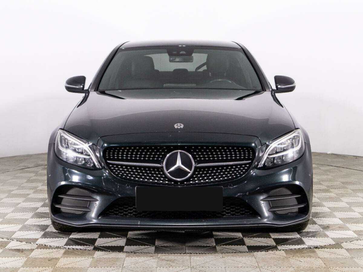 Mercedes-Benz C-Класс с пробегом — 2018 год. Фото: #1