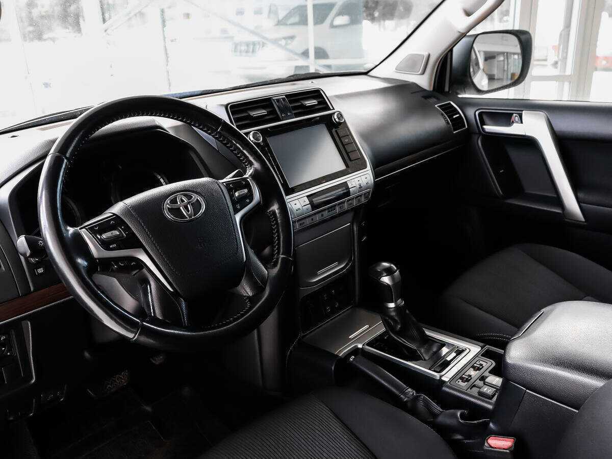 Toyota Land Cruiser Prado с пробегом — 2019 год. Фото: #8