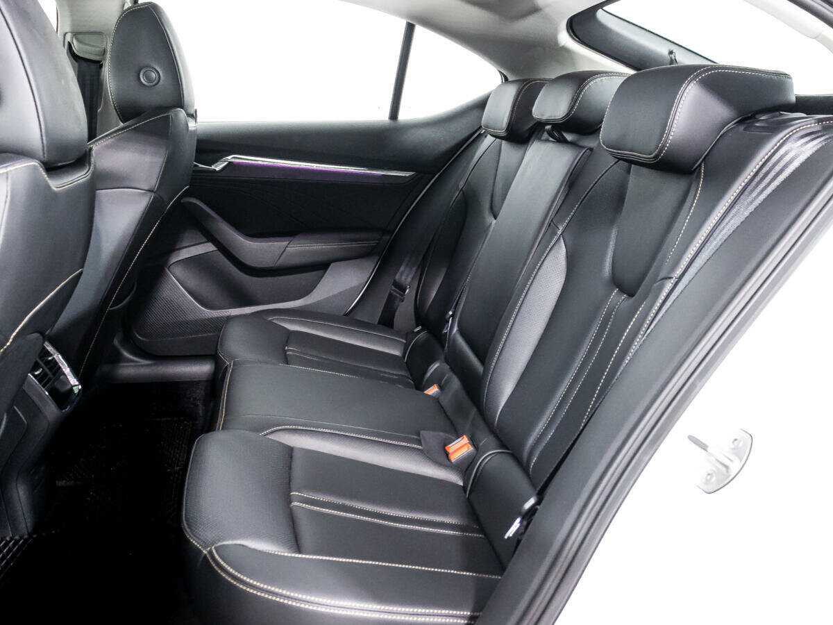 Skoda Octavia с пробегом — 2023 год. Фото: #9