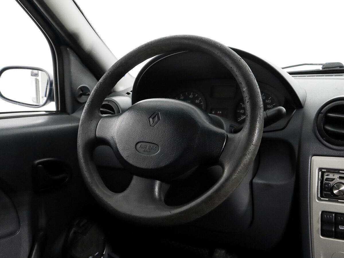 Renault Logan с пробегом — 2008 год. Фото: #12