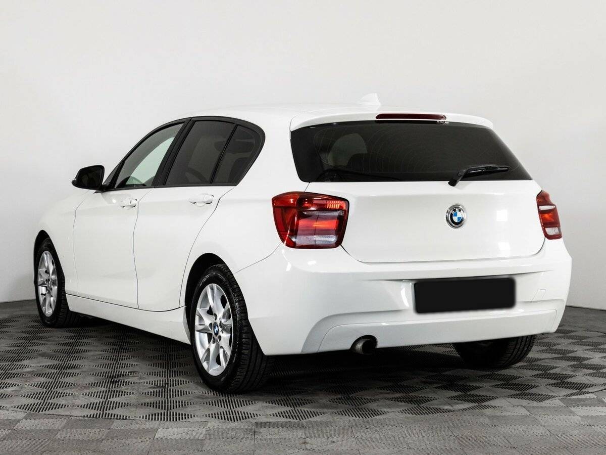 BMW 1 серии с пробегом — 2012 год. Фото: #5