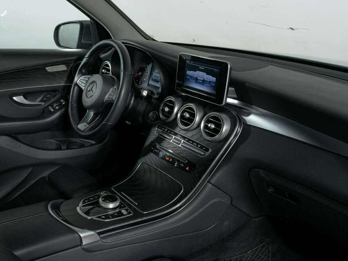 Mercedes-Benz GLC с пробегом — 2019 год. Фото: #8