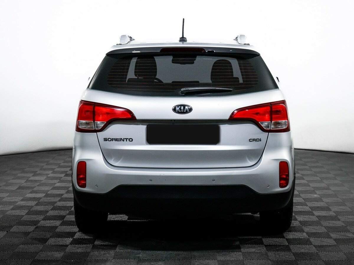 Kia Sorento с пробегом — 2017 год. Фото: #5