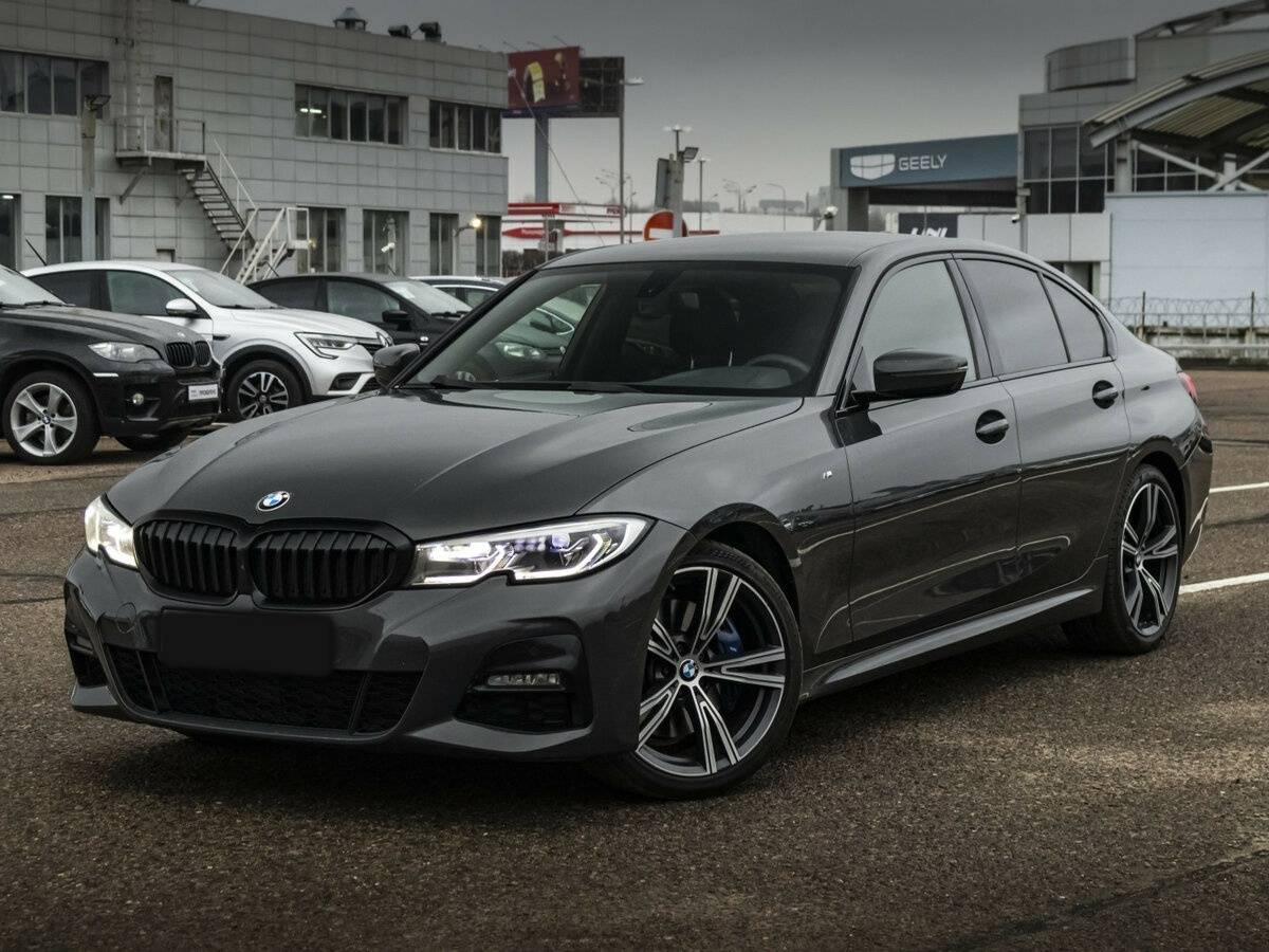 BMW 3 серии с пробегом — 2019 год. Фото: #0