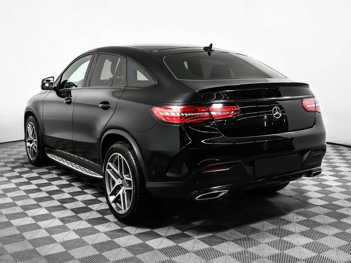 Mercedes-Benz GLE Coupe с пробегом — 2017 год. Фото: #6