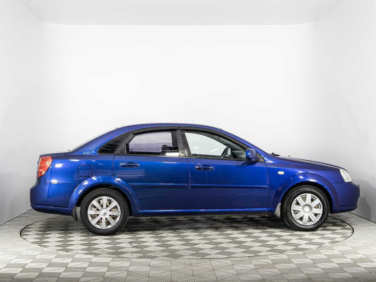 Chevrolet Lacetti с пробегом — 2010 год. Фото: #3