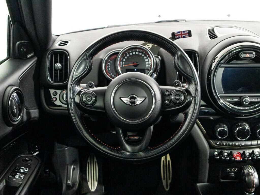 Mini Countryman с пробегом — 2018 год. Фото: #19
