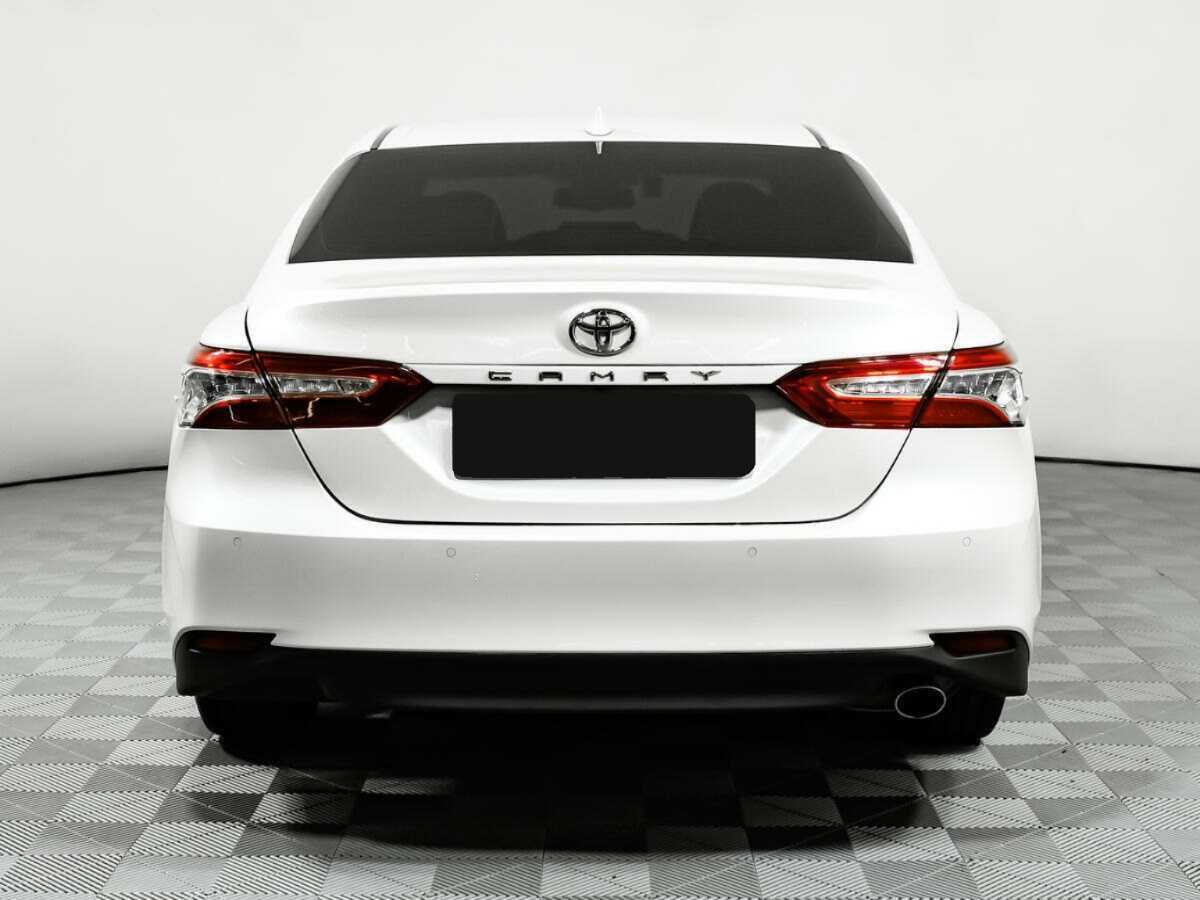 Toyota Camry с пробегом — 2021 год. Фото: #5