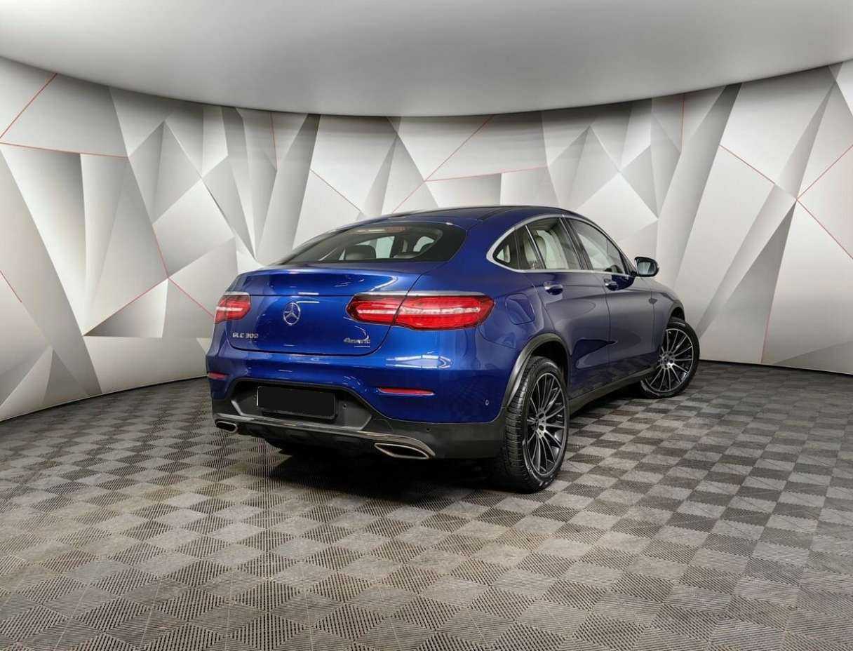Mercedes-Benz GLC Coupe с пробегом — 2018 год. Фото: #1
