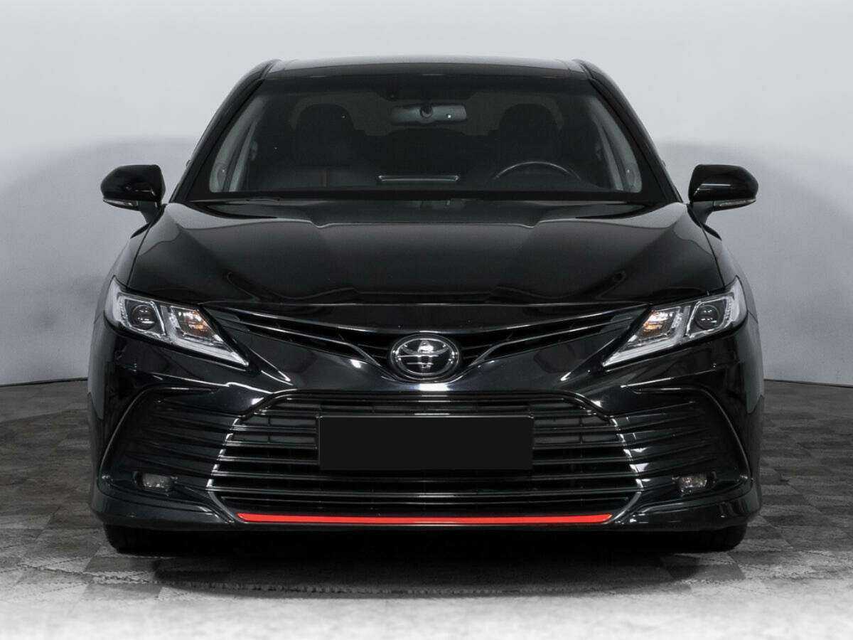 Toyota Camry с пробегом — 2022 год. Фото: #1