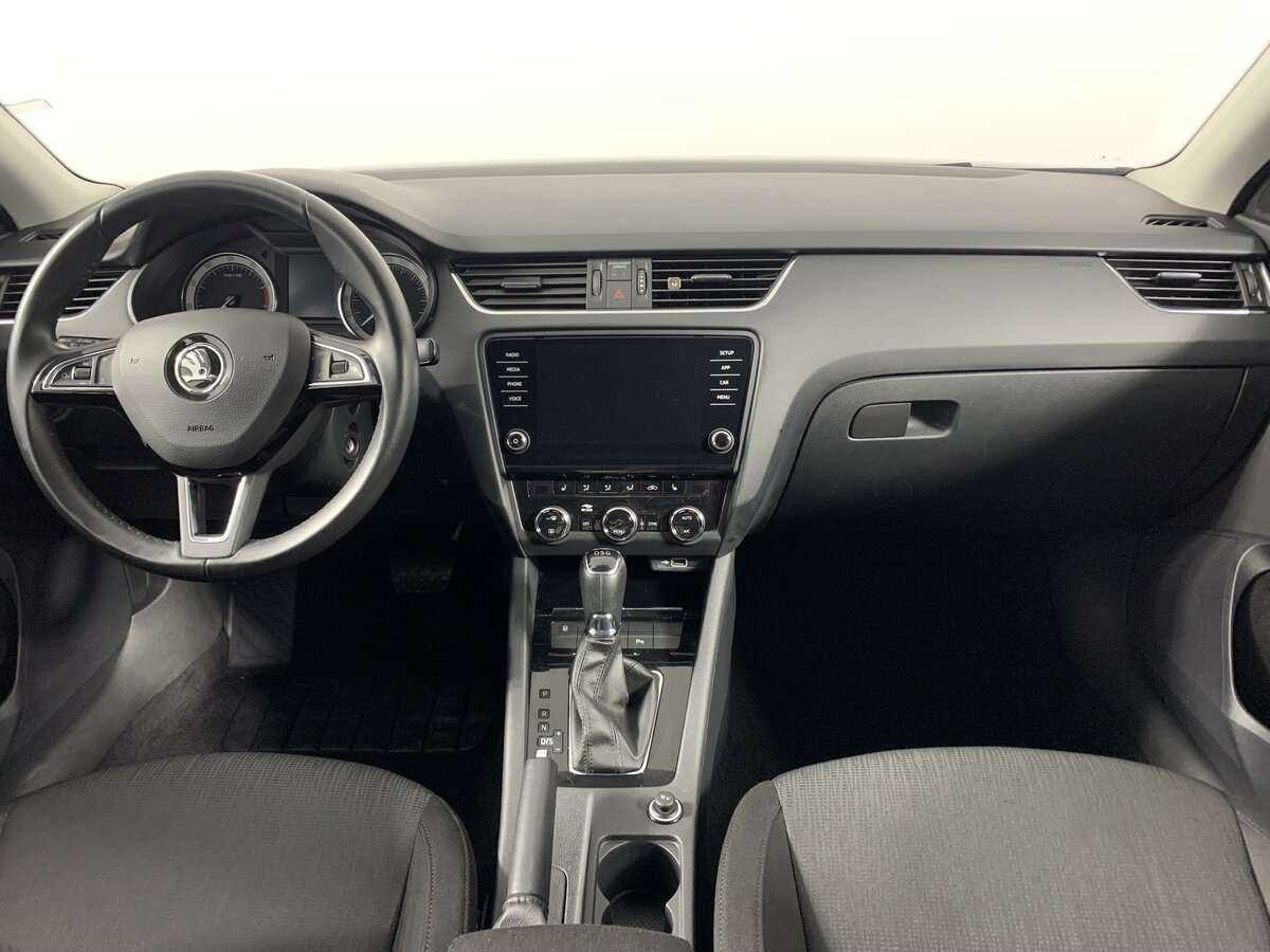 Skoda Octavia с пробегом — 2018 год. Фото: #9