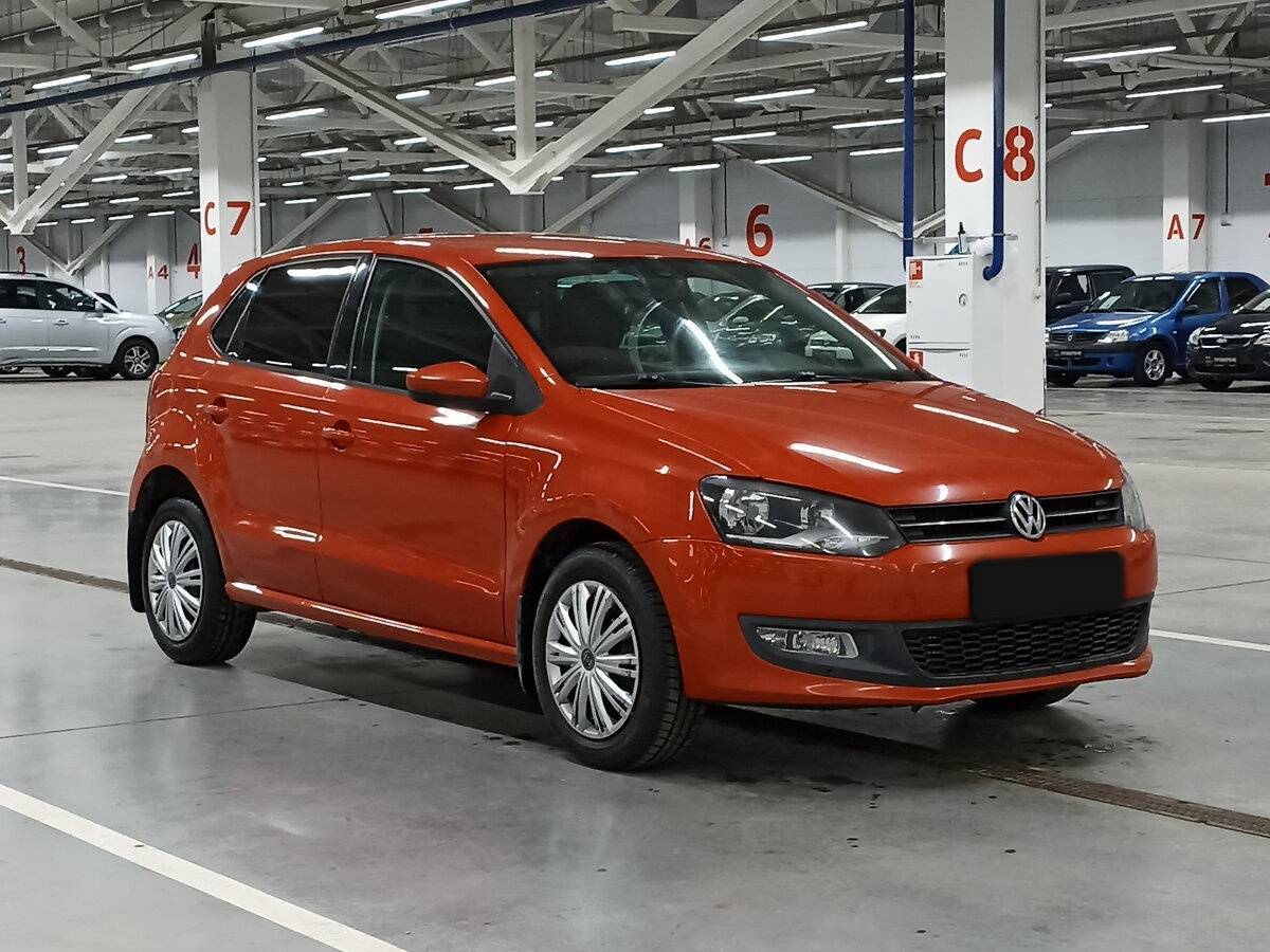 Volkswagen Polo с пробегом — 2009 год. Фото: #2
