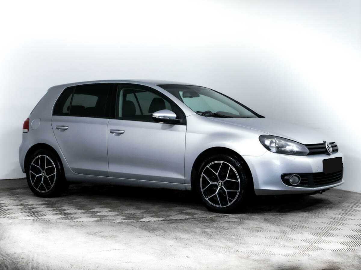 Volkswagen Golf с пробегом — 2011 год. Фото: #2