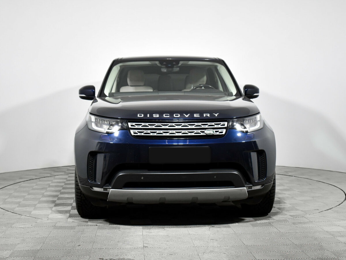 Land Rover Discovery с пробегом — 2018 год. Фото: #1