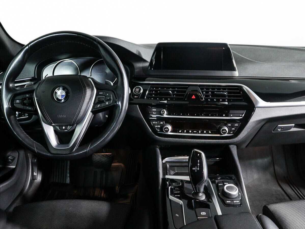 BMW 5 серии с пробегом — 2019 год. Фото: #9