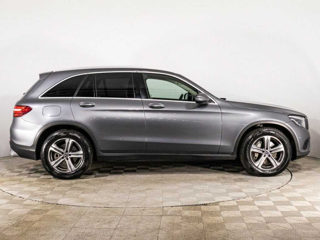 Mercedes-Benz GLC с пробегом — 2018 год. Фото: #3