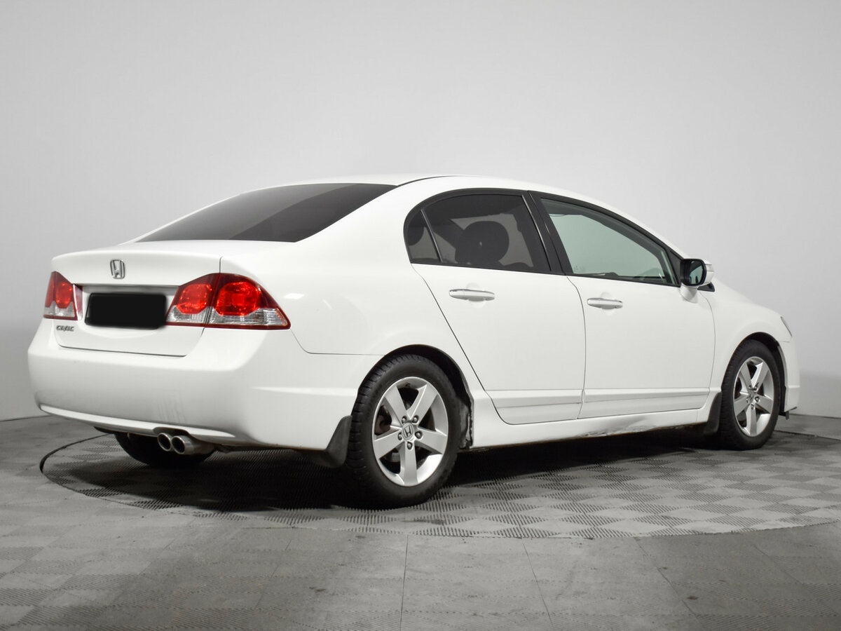Honda Civic с пробегом — 2011 год. Фото: #3