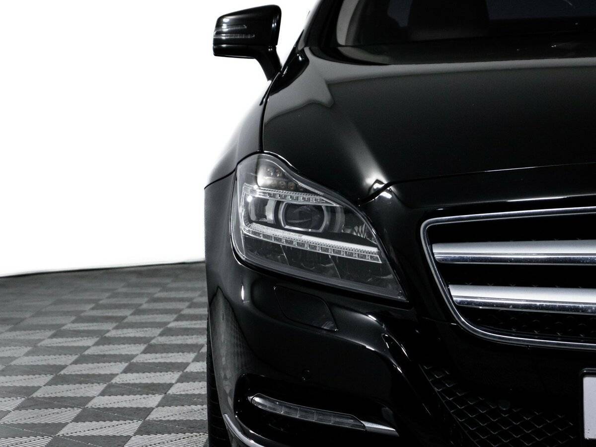 Mercedes-Benz CLS с пробегом — 2012 год. Фото: #17