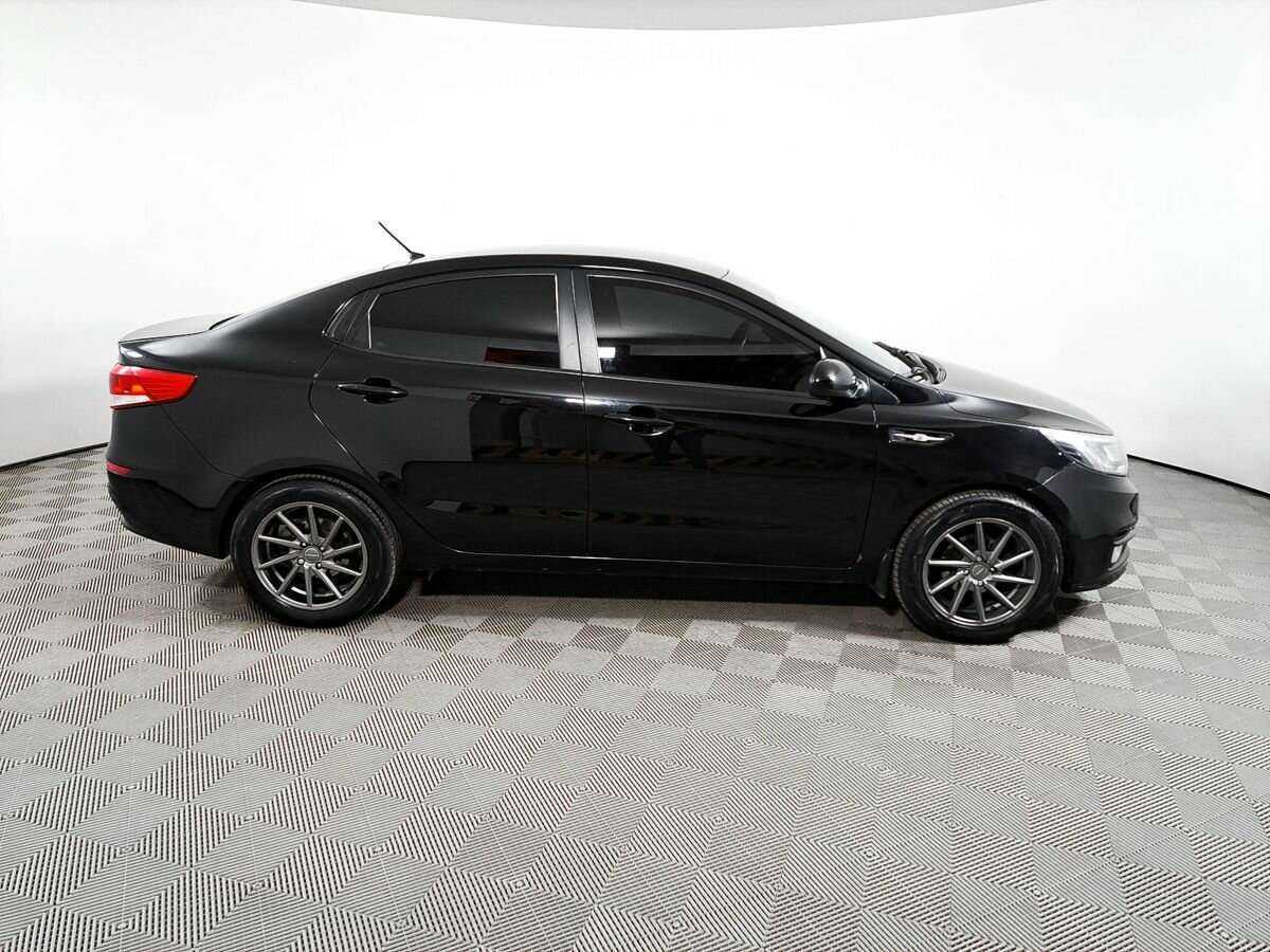 Kia Rio с пробегом — 2016 год. Фото: #3