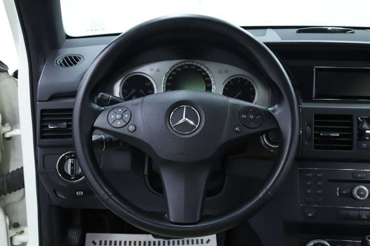 Mercedes-Benz GLK-Класс с пробегом — 2010 год. Фото: #11