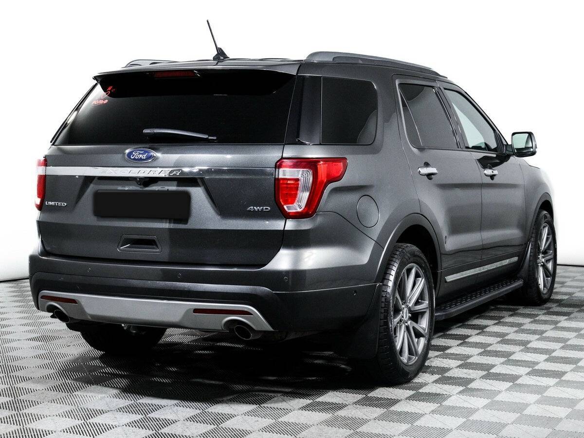 Ford Explorer с пробегом — 2017 год. Фото: #4