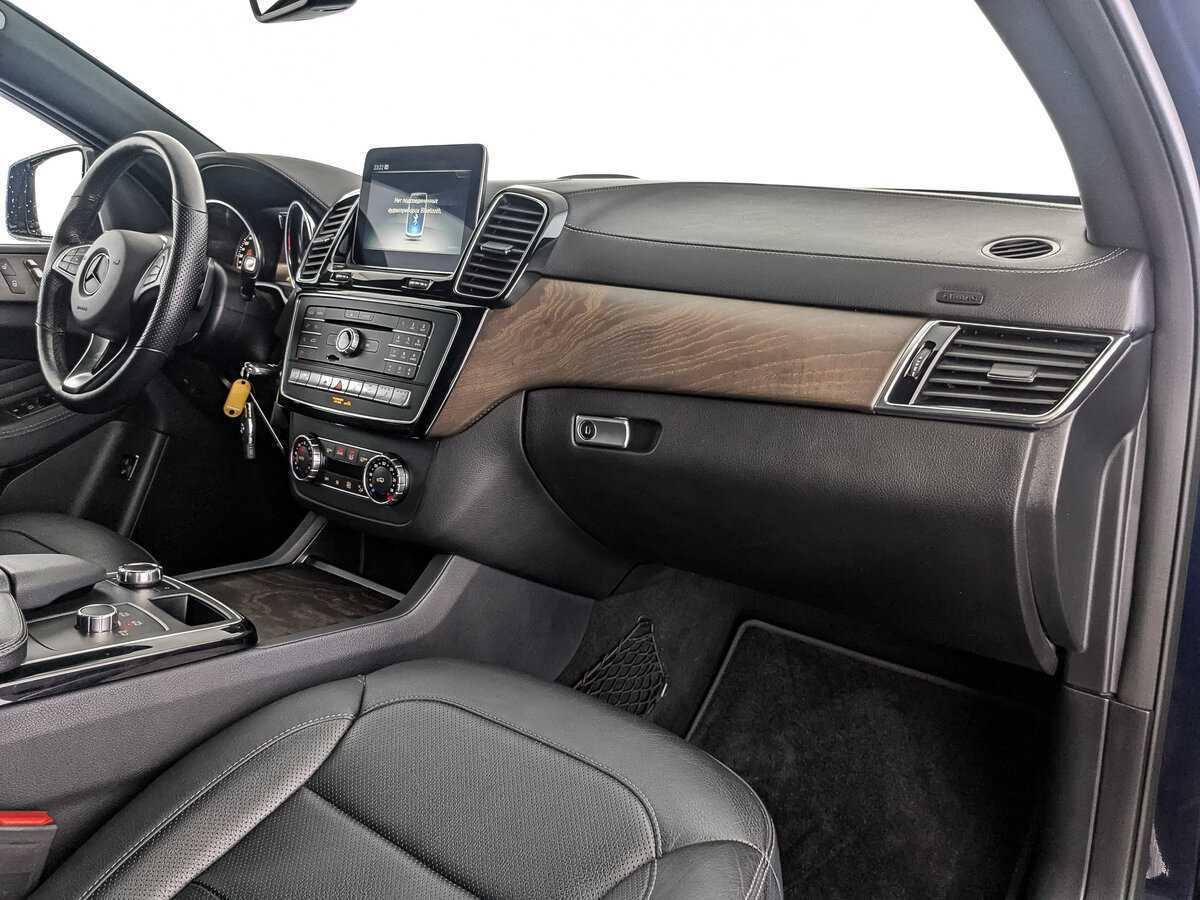 Mercedes-Benz GLE Coupe с пробегом — 2019 год. Фото: #8