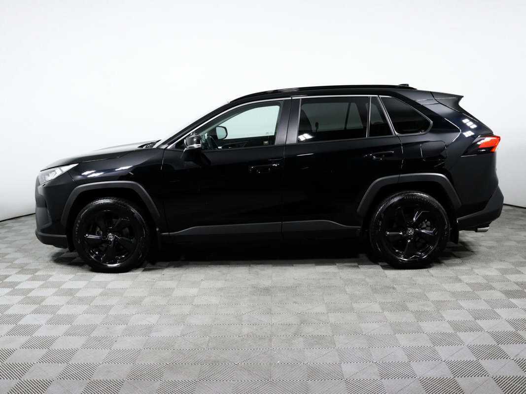 Toyota RAV4 с пробегом — 2020 год. Фото: #7