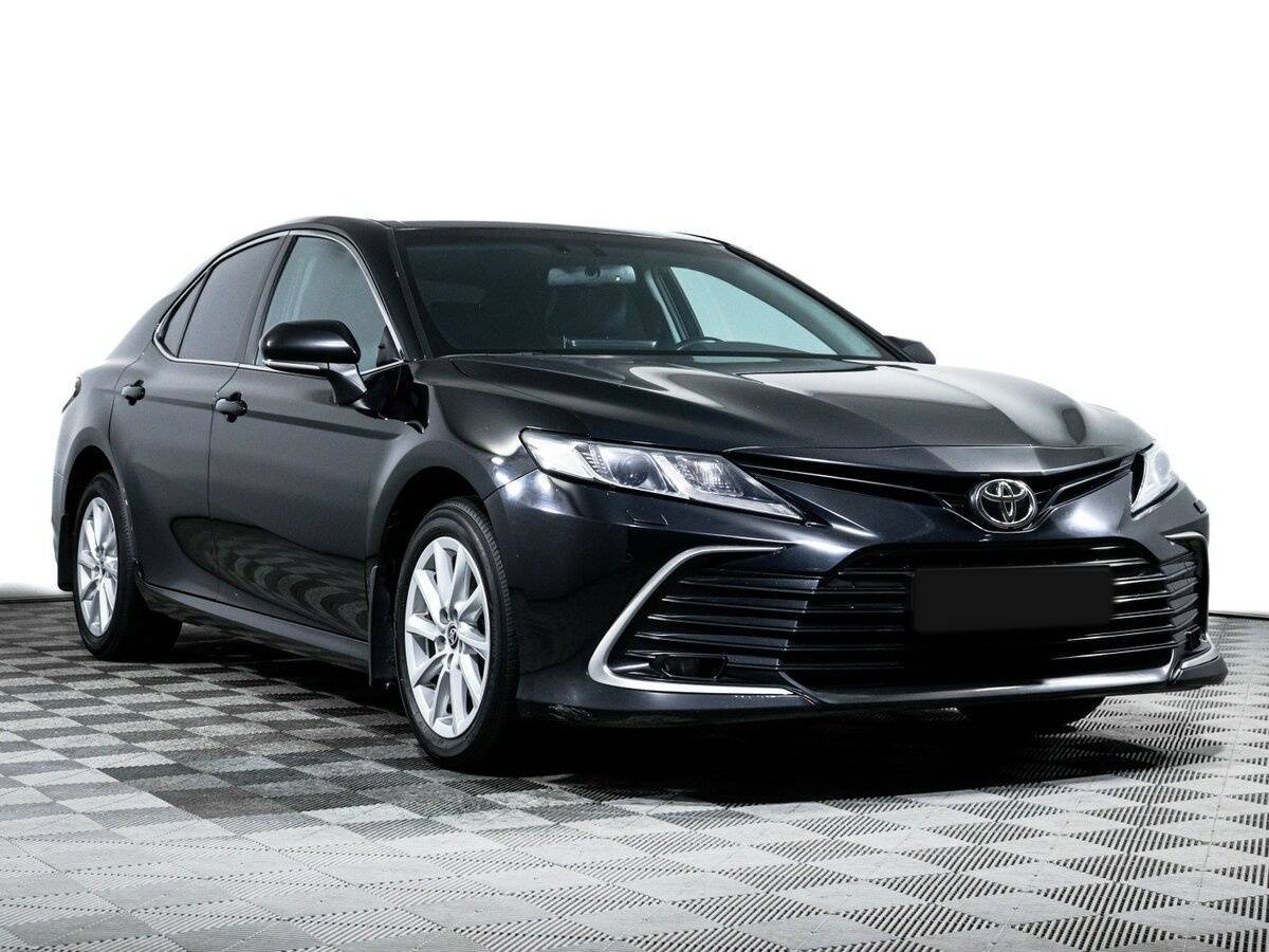 Toyota Camry с пробегом — 2021 год. Фото: #2