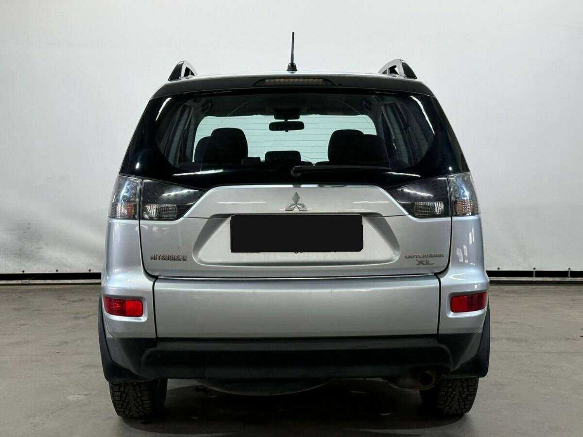 Mitsubishi Outlander с пробегом — 2010 год. Фото: #5