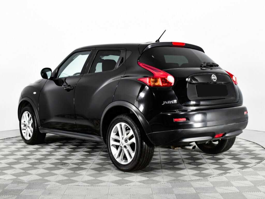 Nissan Juke с пробегом — 2012 год. Фото: #6